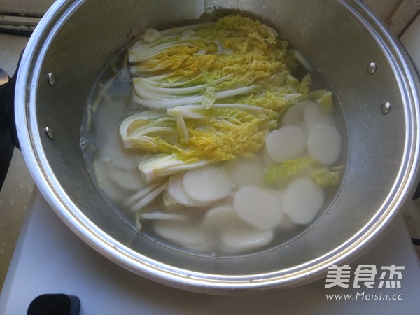 娃娃菜年糕汤