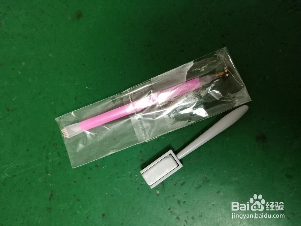 做简单的美甲款式至少需要哪些材料和工具