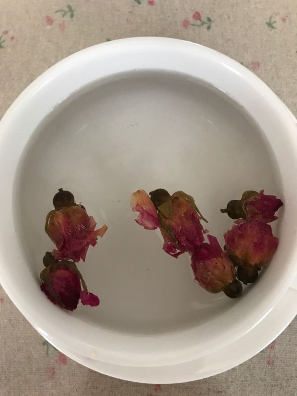 玫瑰花黑糖糖水