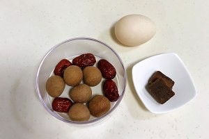 桂圆烧蛋的制作方法