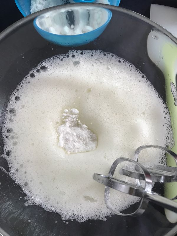 紫薯夹心蛋糕卷