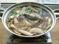 家中手把手教你做鱼火锅，热辣山海般的美味！