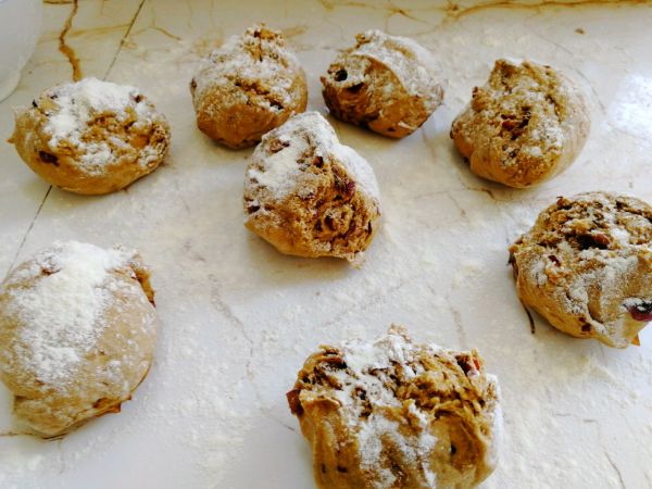 红糖开花枣馒头