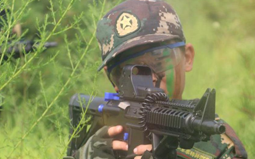 特战先锋戴老板情人小白是谁演的