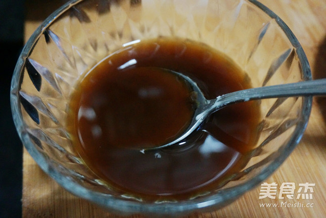 鱼香鹌鹑蛋的做法