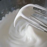 怎么做无油酸奶蛋糕的步骤