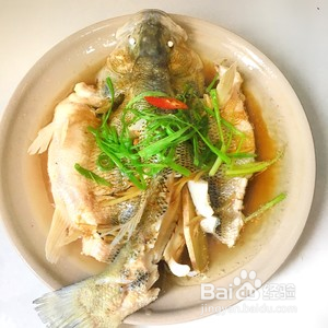 清蒸鲈鱼做法