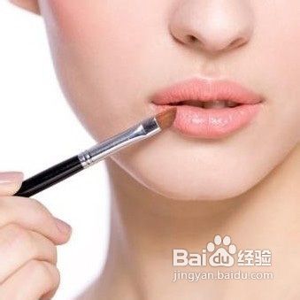 如何拥有春日粉嫩妆容