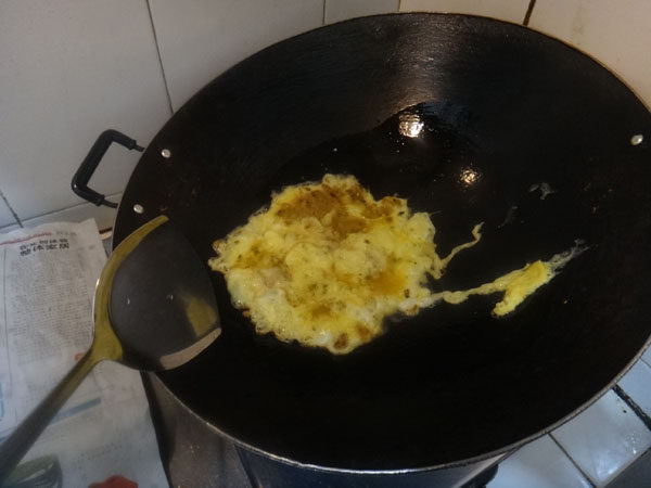 宝宝营养必备——菜脯煎土鸡蛋