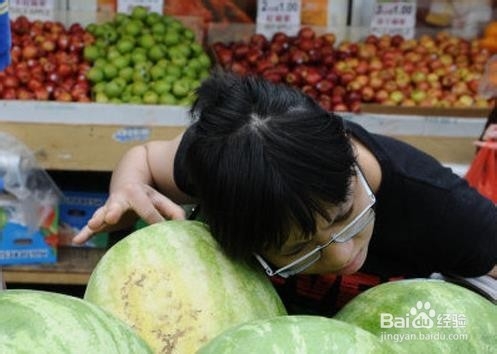 如何挑选水果