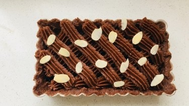 如何做酥脆的桑椹丑角派?