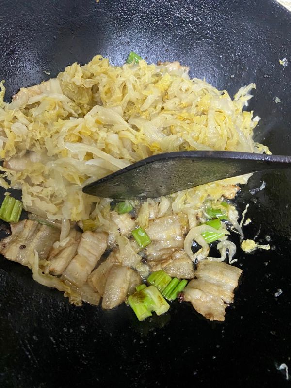 酸菜猪肉炖粉条