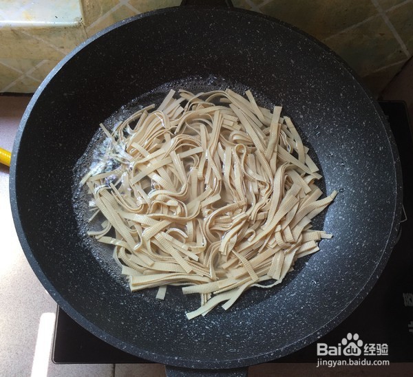 怎样做养颜美味的凉拌三丝呢