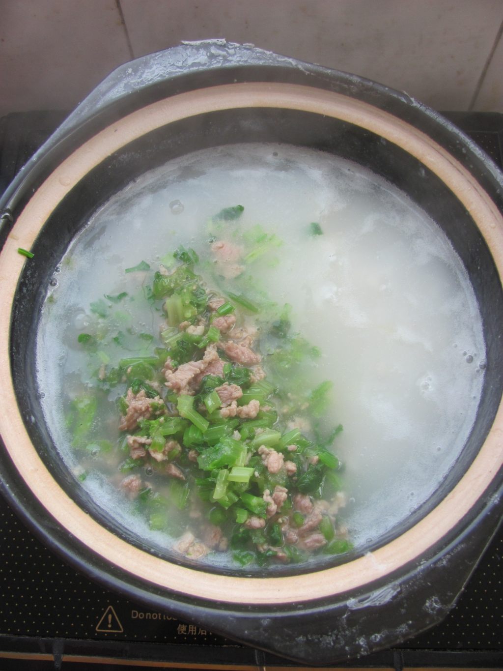 教你做芹菜肉末粥，味道美极了