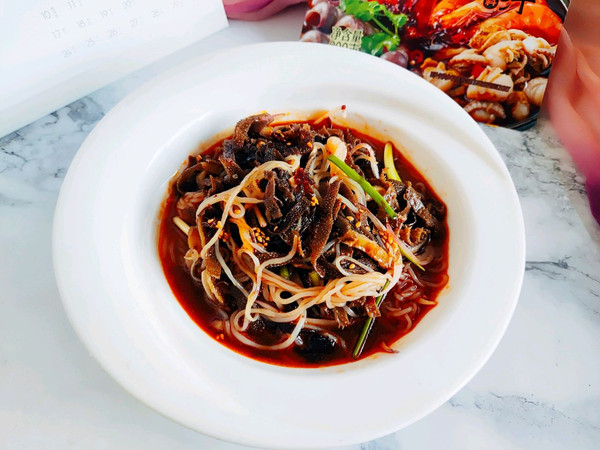 麻辣牛肚拌魔芋