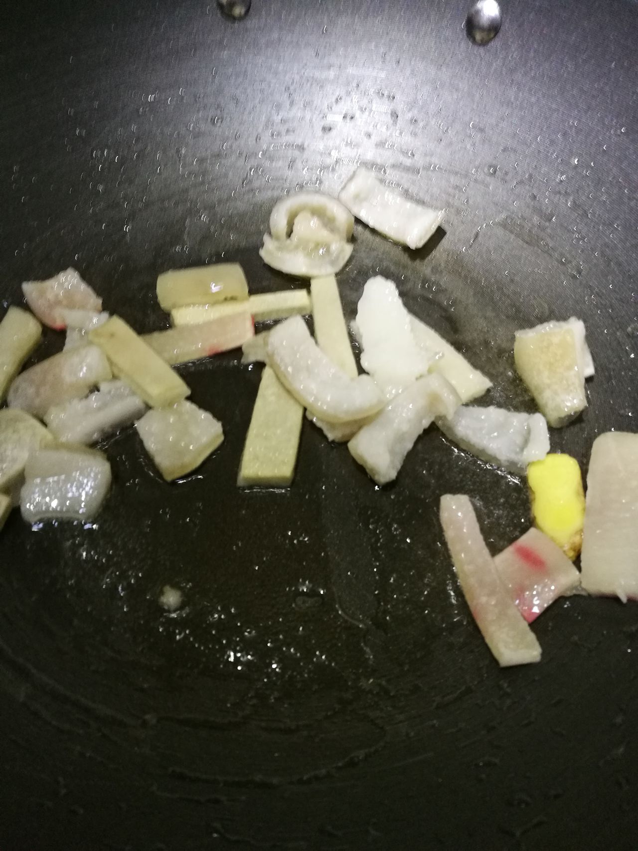 猪皮香菇这样做才美味