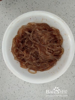 养生食补色香味俱全的芹菜粉的做法