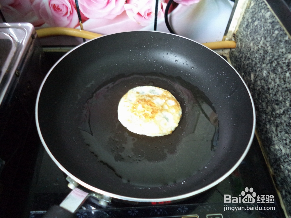 火腿鸡蛋汉堡怎么做