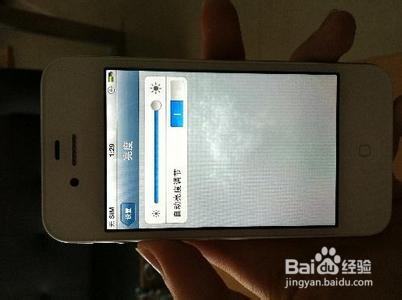 手机进水怎么办？三步强力营救！