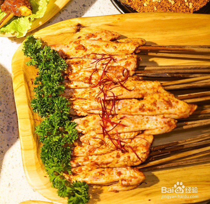 钢五区小郡肝麻辣串串香的制作方法