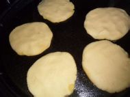 东北玉米面饼的做法
