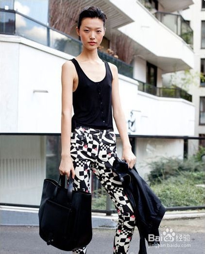 民族风逆袭，8款印花裤初夏显瘦搭