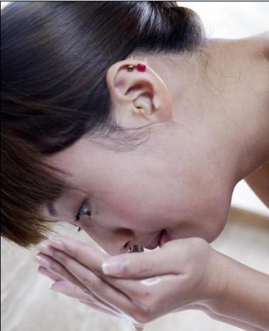 简单有效去除黑头的方法