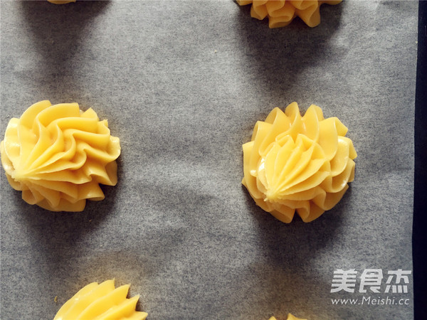 鲜奶油泡芙的做法