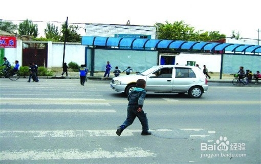 学校对学生应进行哪些安全教育