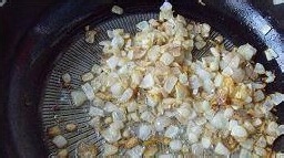 秋葵最保持营养的吃法---蒸秋葵配红葱酥