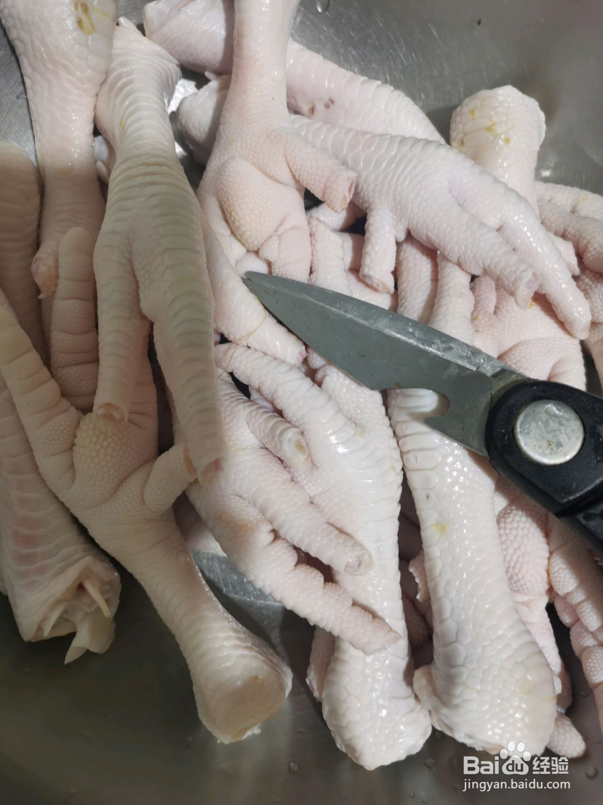 酸辣无骨凤爪的做法