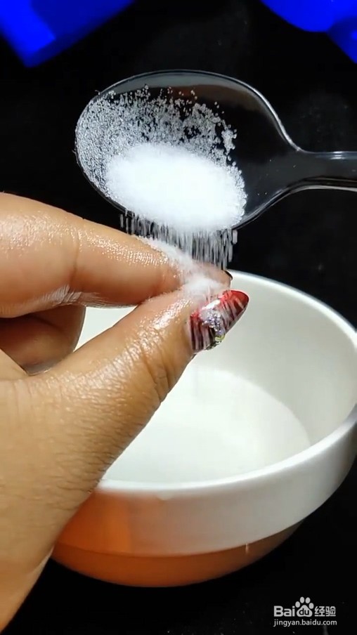 使用502手不小心被粘住了怎么办？