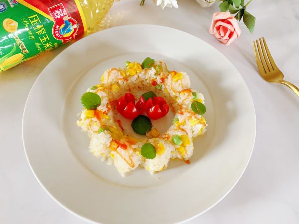 花朵时蔬炒米饭