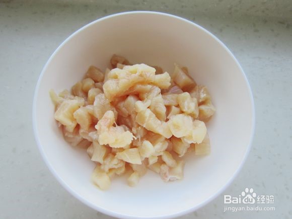 双椒苹果炒鸡丁的制作方法