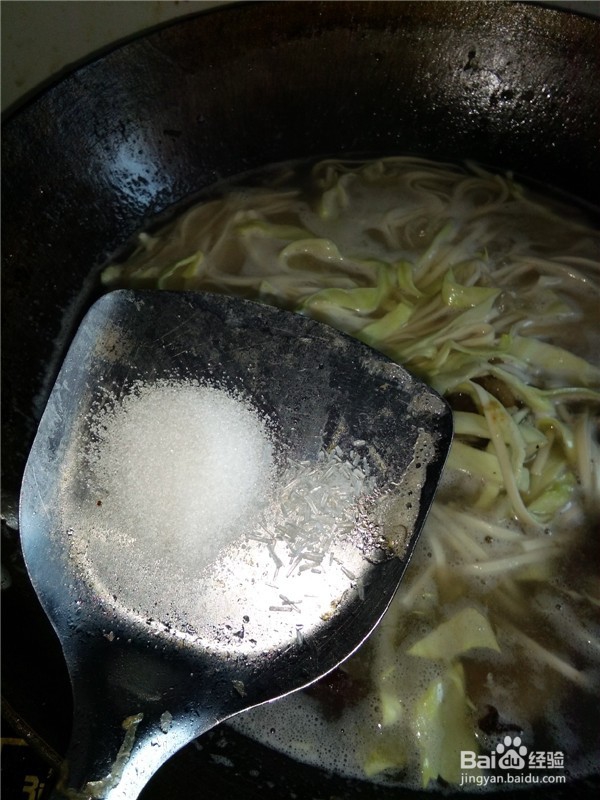 营养早餐排骨鸡蛋面