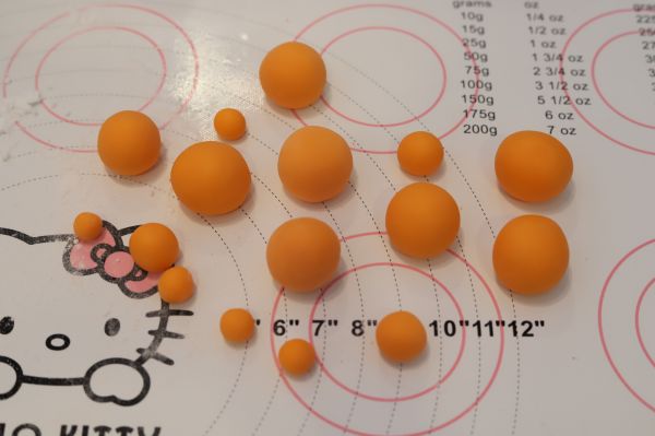 万圣节南瓜杯子蛋糕