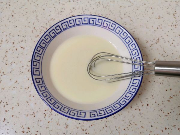 黑芝麻玛德琳蛋糕