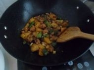 清香辣味土豆烧鸡块的做法
