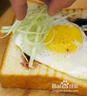 如何做蓝莓鸡蛋三明治