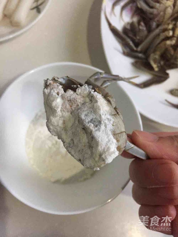 浓油赤酱的螃蟹炒年糕