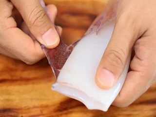 鱿鱼包饭怎么做？