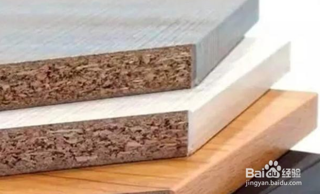 中密度纤维板的衣柜和颗粒的,哪个环保?