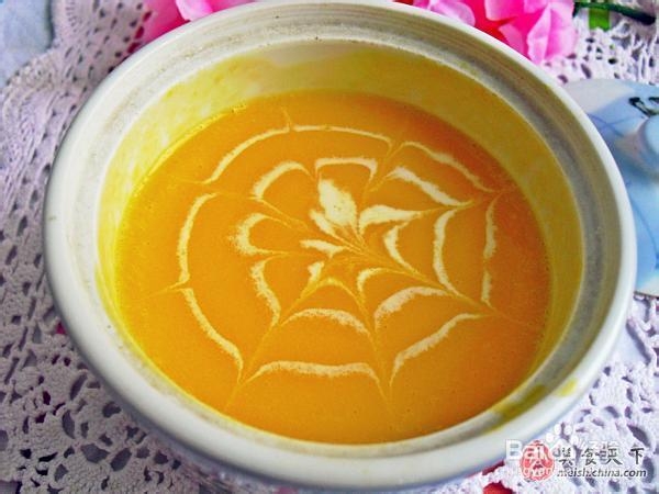 南瓜牛奶浓汤的制方法
