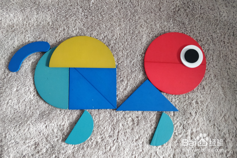 含三个三角形的大象用蒙氏积木怎样拼？