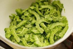 怎么做苦瓜炒蛋