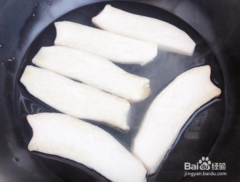 如何做一道美味的手撕酸辣杏鲍菇