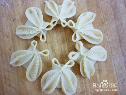 如何制作蝴蝶蒸饺