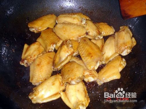 可乐鸡翅的正中做法，吃货们的最爱。