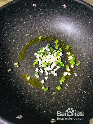 教你怎么做好吃的超简单芹菜炒香干