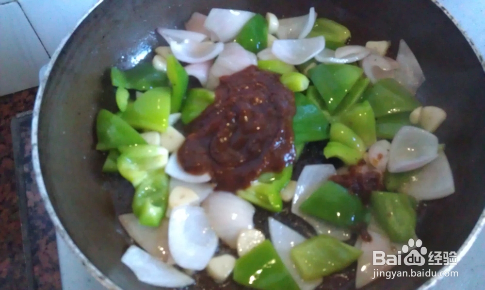 秘制黑椒牛肉粒